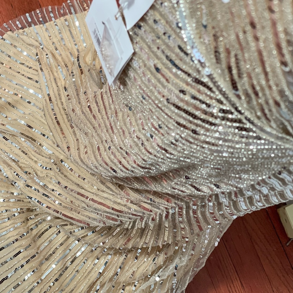 # Mac Duggal Starburst Sequin Column Gown New With Tag - Picture 11 of 17